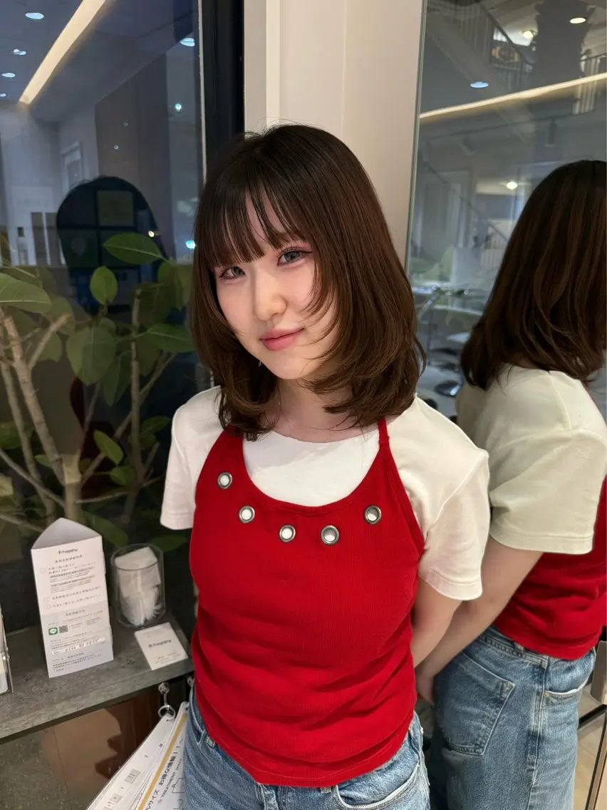 ミディアム 'AXIS 刈谷 natsukiのヘアスタイル