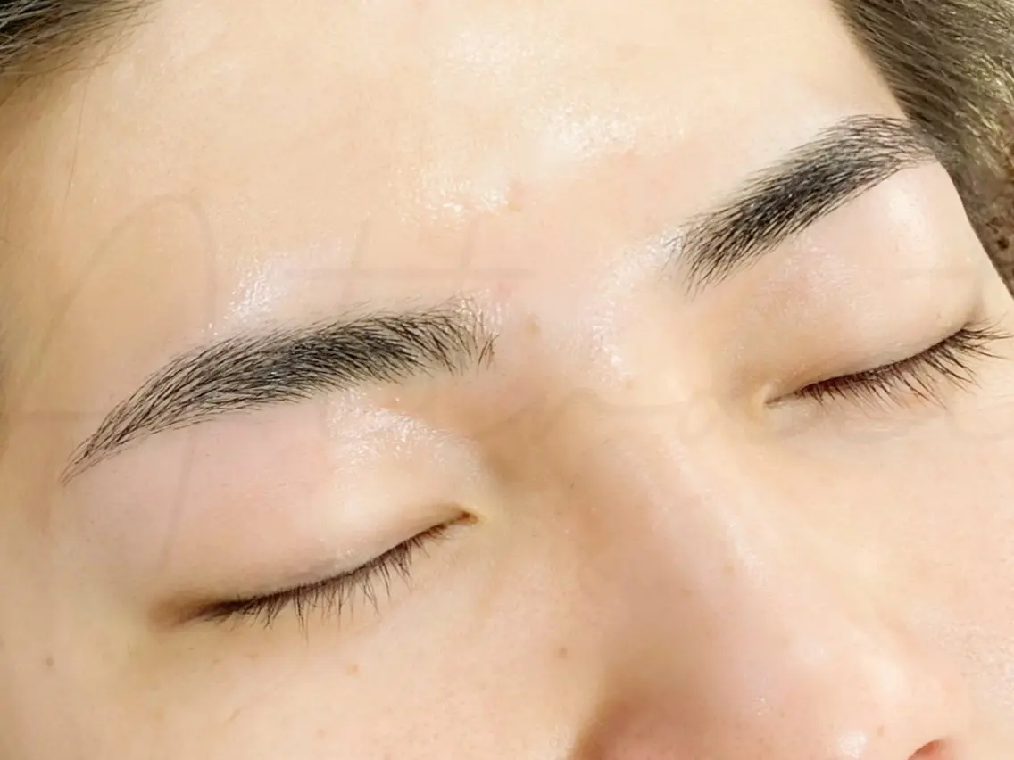 眉スタイリングWax！アイブロウ ワックス☆メンズ可👌 (所要時間45​〜​60分)の写真