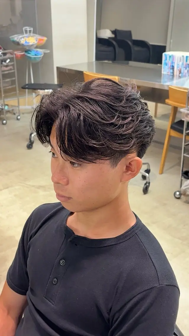 ショート カラー パーマ メンズ フェザーパーマ メンズパーマ パーマ fifth天神/ メンズパーマ/広夢のヘアスタイル