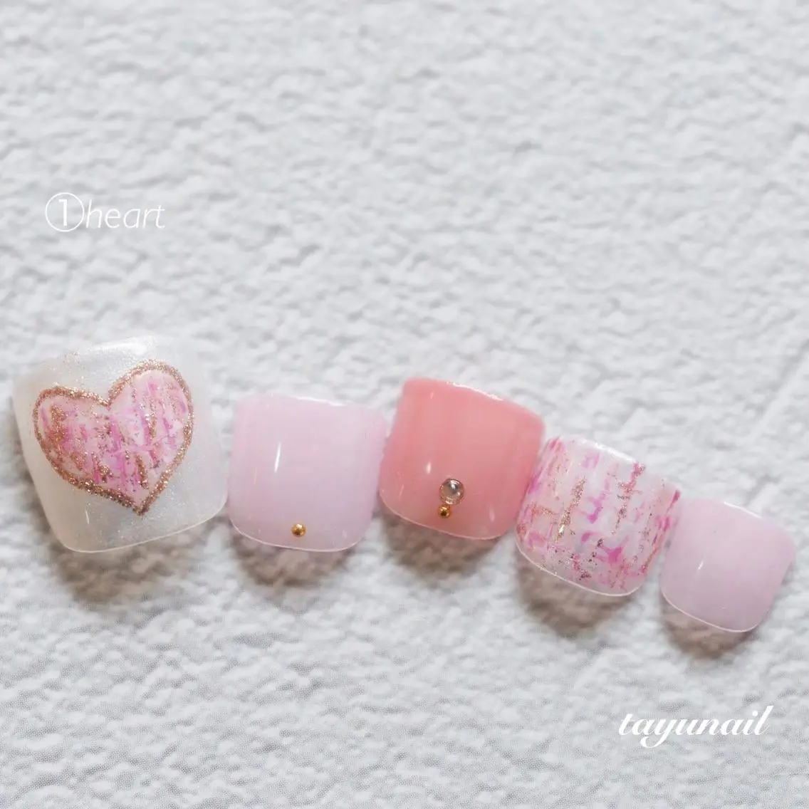 ネイル アートネイル ブルー フットネイル ジェルネイル ハート フットネイル ネイルサロン 【たゆnail】のネイルデザイン