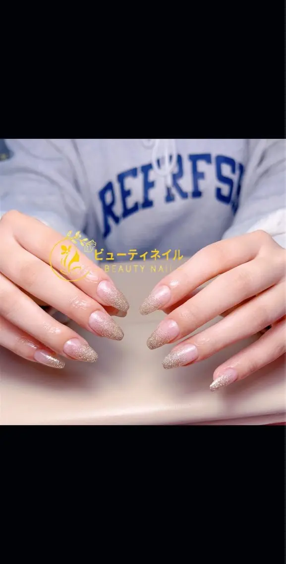 ネイル 長さ出し ジェルネイル Moonstone Salonのネイルデザイン