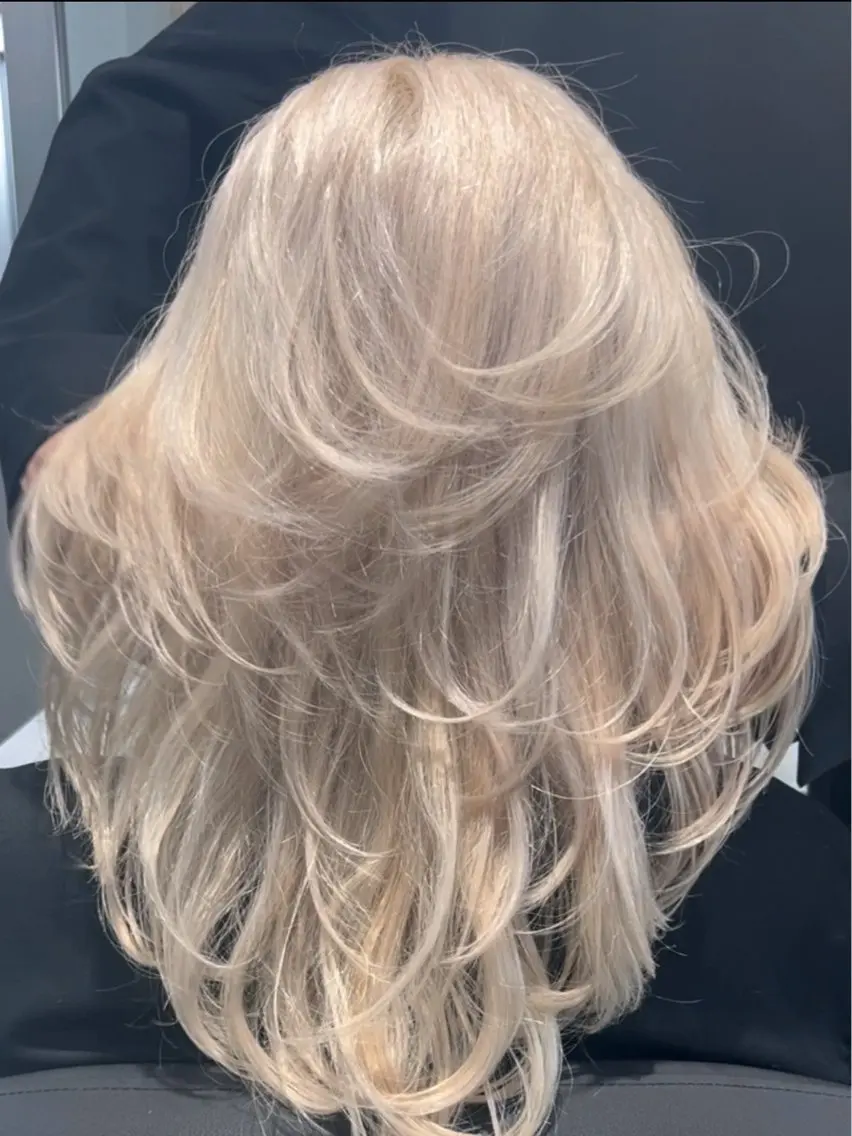 セミロング カラー カット ヘアカラー トリートメント 💖梅田レイヤー💖 副店長Tsubasaのヘアスタイル
