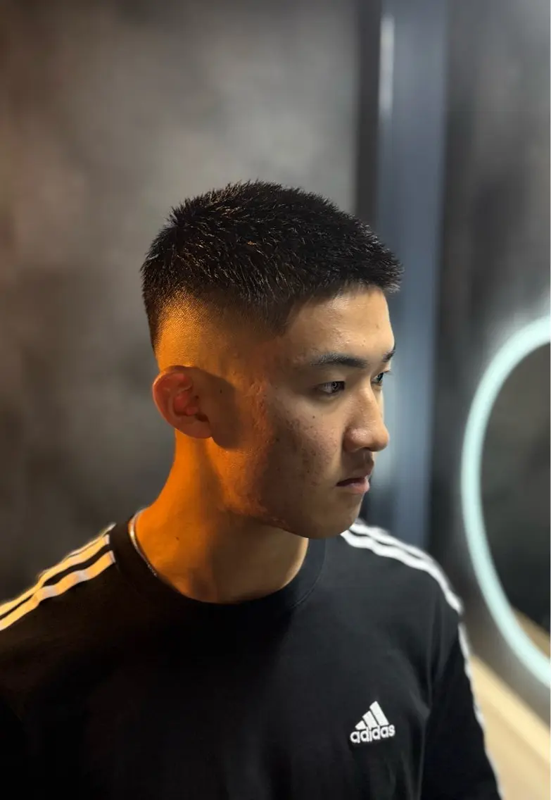 ショート メンズ フェードカット スキンフェード メンズ特化/前橋高崎 エンドウ　ソラのヘアスタイル