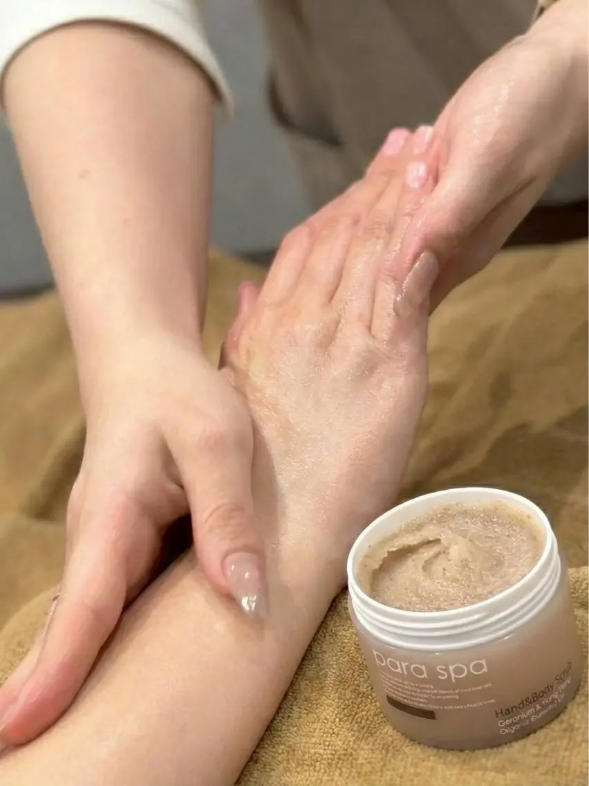 ネイル NAILSALON alujo ミサキのネイルデザイン
