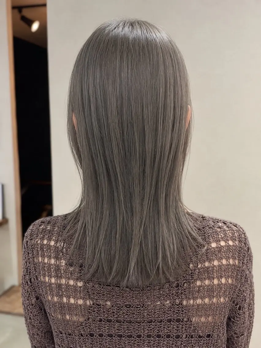 セミロング カラー 透明感カラー グレージュ カット ヘアカラー 鶴ヶ峰×ショートボブ 白髪ぼかし 村井祐介のヘアスタイル