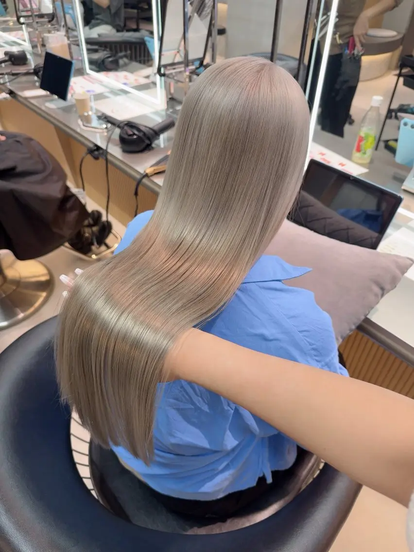 ロング カラー ヘアカラー トリートメント ARIA💎縮毛矯正 ブリーチ💎複雑履歴のヘアスタイル