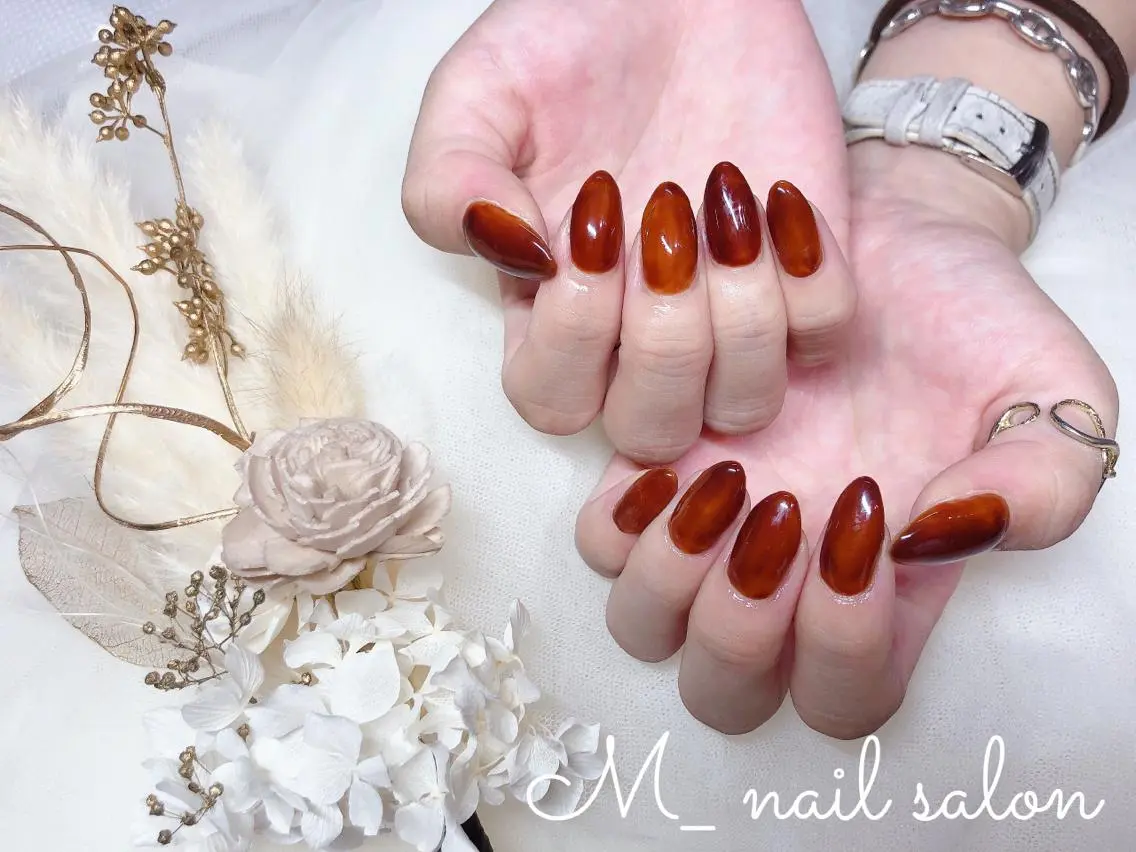 ネイル シンプルネイル M_ nail salonのネイルデザイン