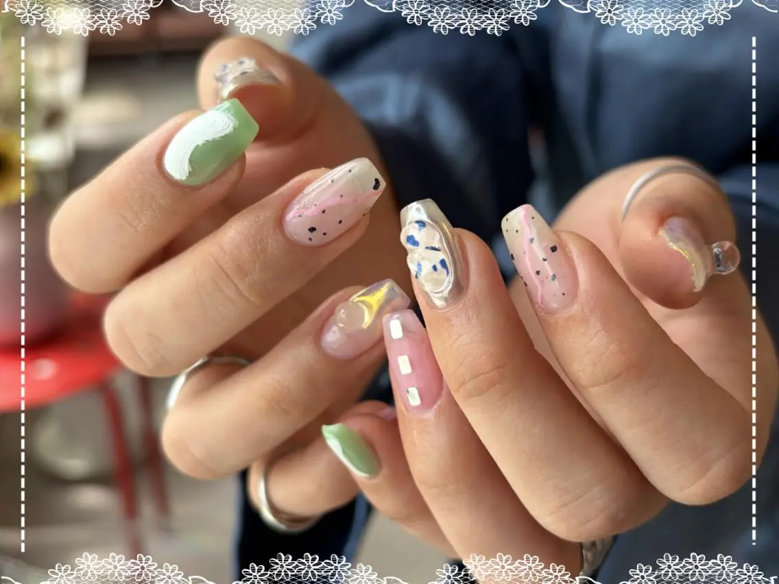 ネイル 韓国ネイル マグネットネイル 持ち込み ニュアンスネイル ワンカラーネイル IEN 🎀𓈒𓏸 Soura(ソウラ)のネイルデザイン