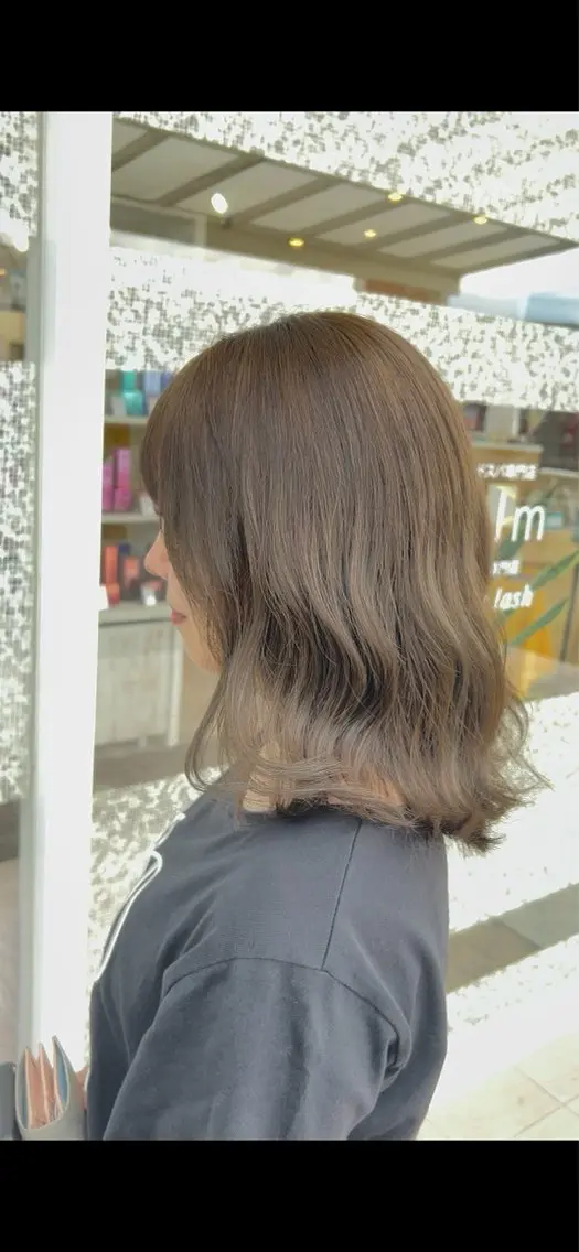 ミディアム ヘアカラー フルヤ ユウキのヘアスタイル