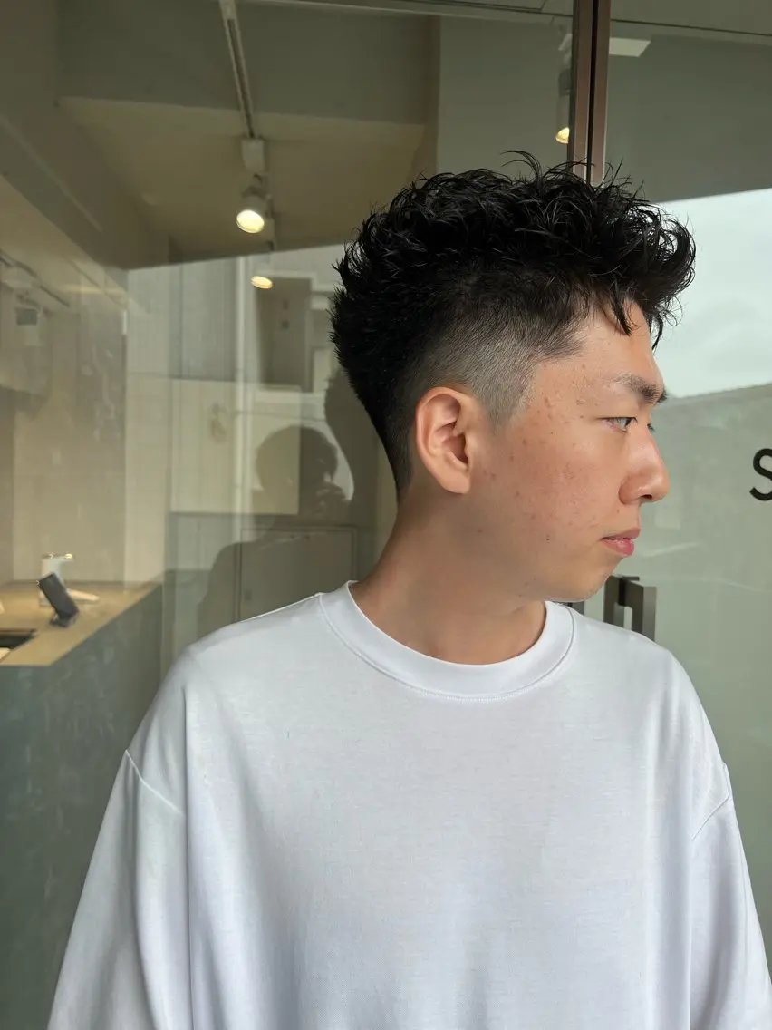 ショート メンズ フェードカット メンズベリーショート ベリーショート ショートヘア 樋野 亮のヘアスタイル