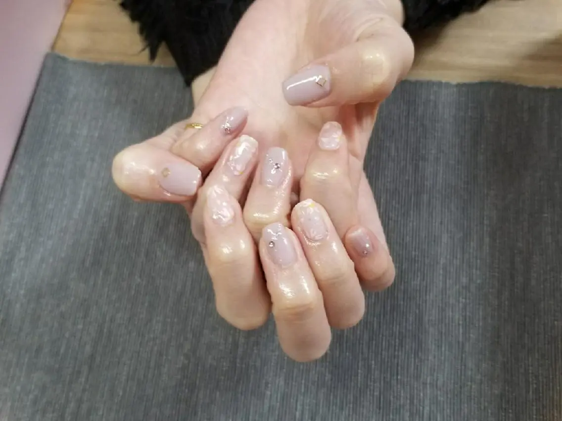 ネイル 春ネイル milly nail （予約担当)のネイルデザイン