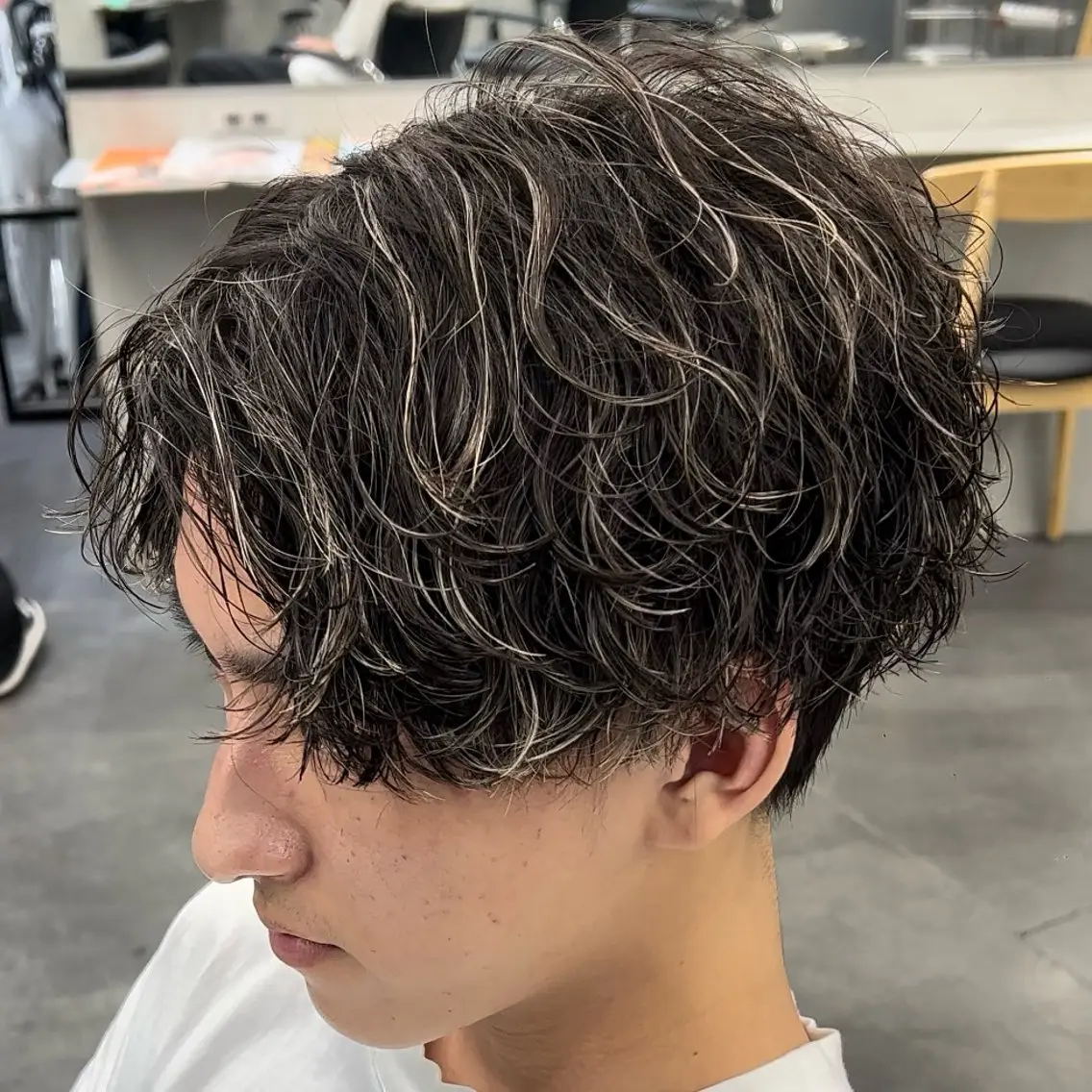 ミディアム カラー ヘアアレンジ メンズ fifth 石川 凪のヘアスタイル