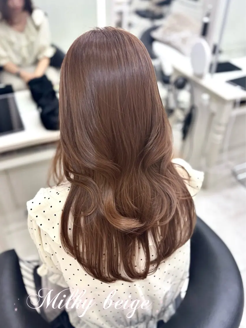 カラー ベージュカラー ブリーチ ミルクティーベージュ ブリーチなしカラー ヘアカラー トリートメント 透明感カラー ♡𝐒𝐚𝐤𝐢♡のヘアスタイル