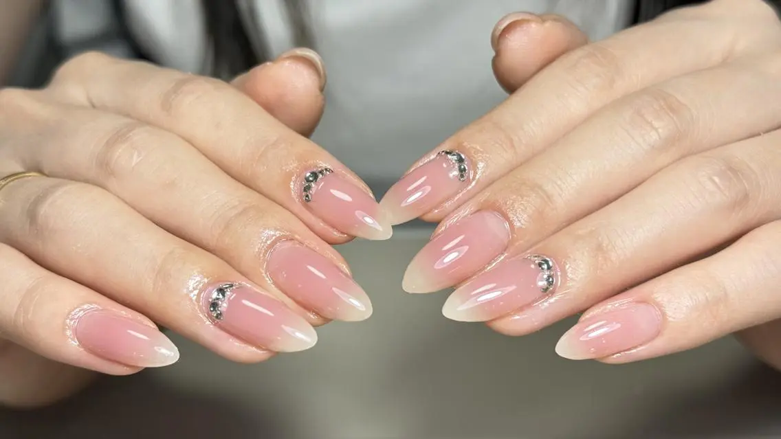 ネイル ハンドネイル エリ🫧 nail池袋東口のネイルデザイン