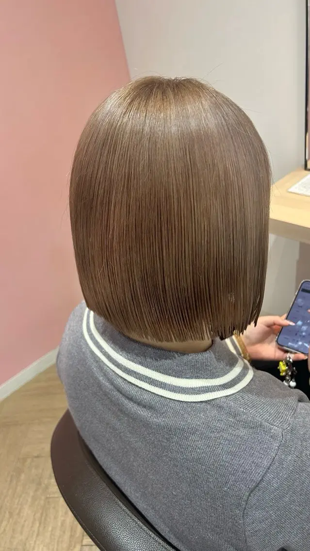 ショート カラー カット ヘアカラー 砂野 真璃奈のヘアスタイル
