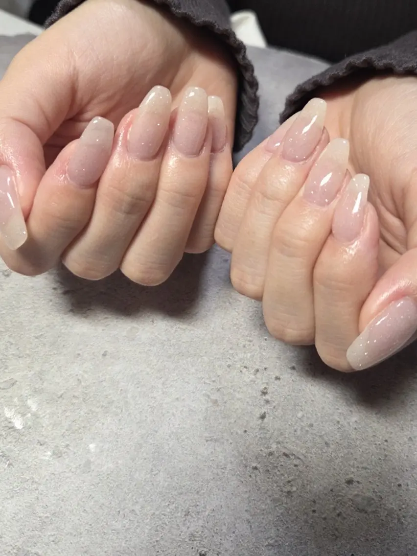 ネイル フラッシュネイル マグネットネイル オフィスネイル ワンカラーネイル 赤色 ハンドネイル flure de neige yukiのネイルデザイン