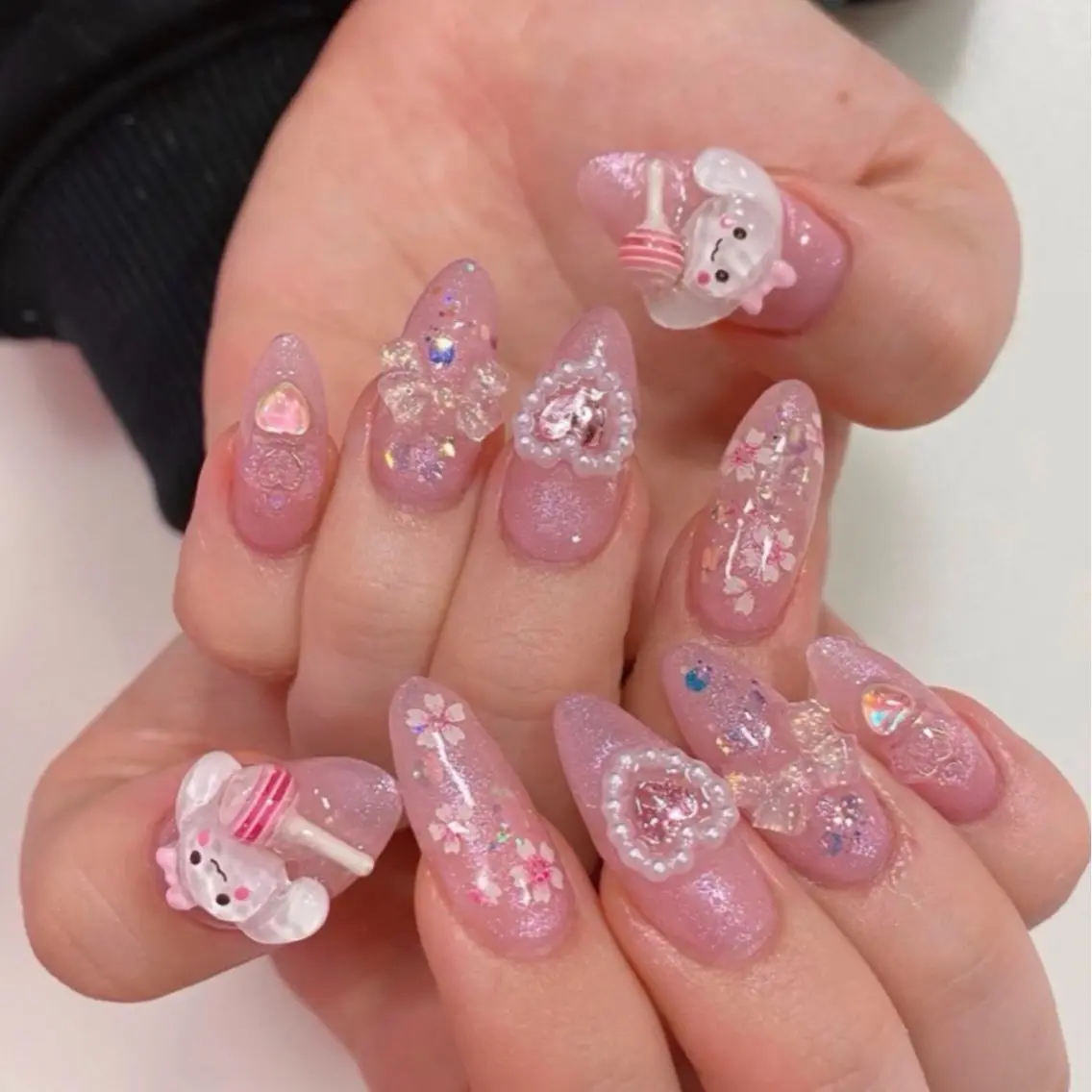ネイル フレンチネイル キラキラネイル マグネットネイル ミラーネイル ニュアンスネイル ハンドネイル Tira Nailのネイルデザイン