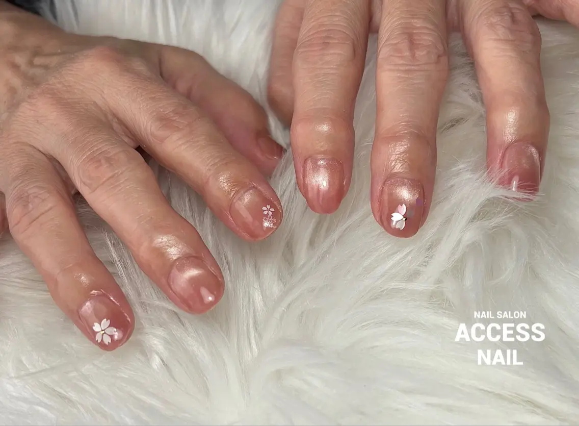 ネイル access nailのネイルデザイン