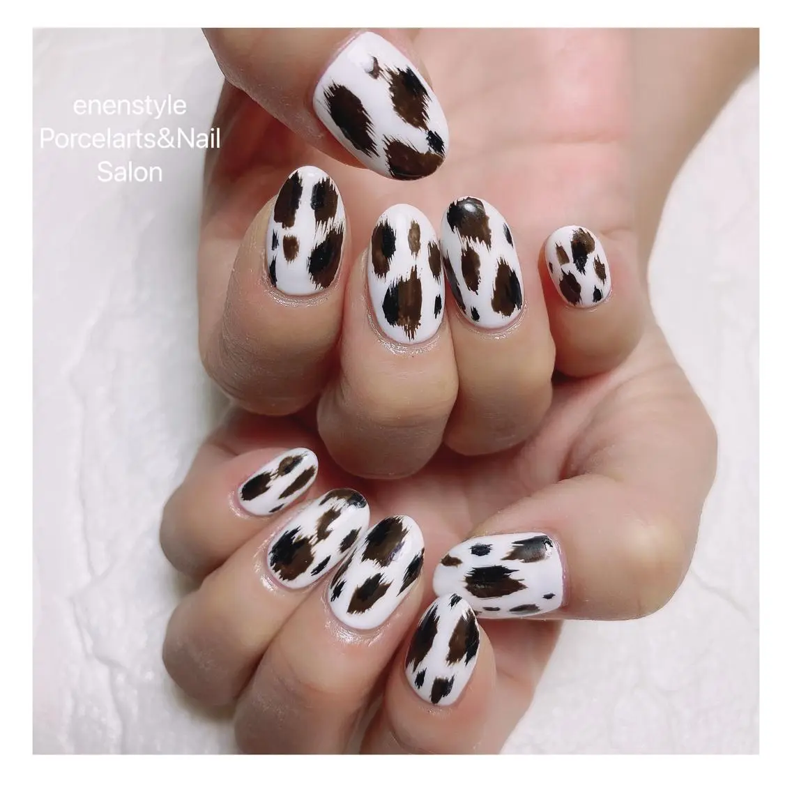 ミディアム ネイル ハンドネイル 🐾enen style 🐾のネイルデザイン
