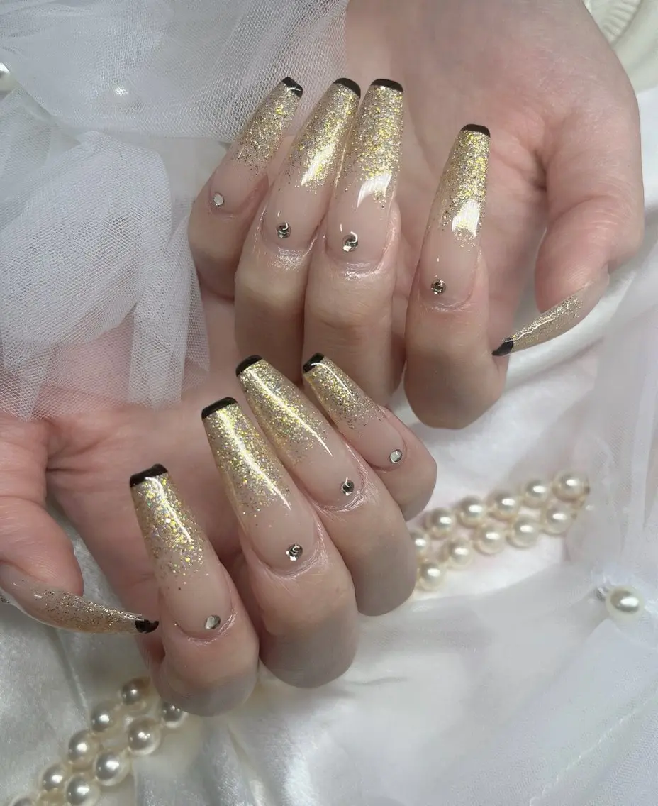 ネイル ハンドネイル YOLO NAILのネイルデザイン