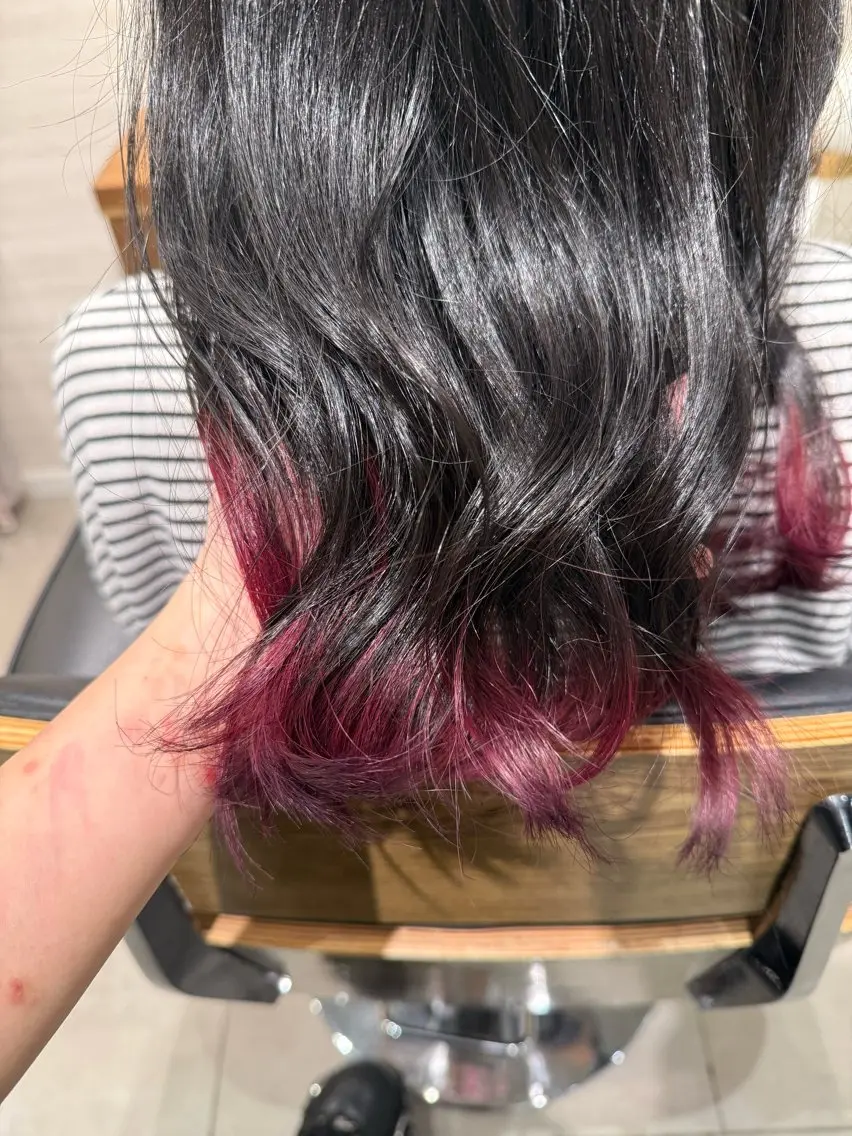 カラー 長谷川 紗羅のヘアスタイル