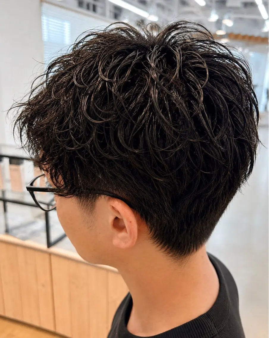 パーマ メンズ 若原 絃汰のヘアスタイル