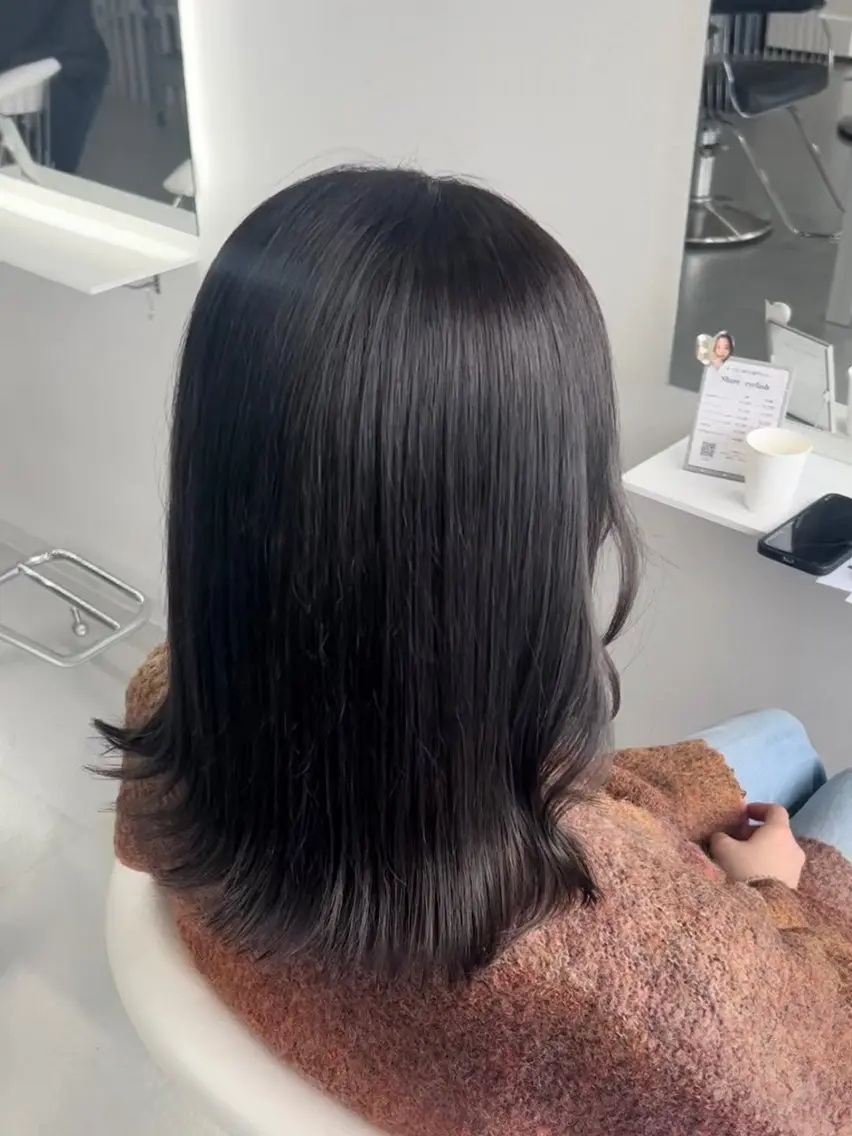 ミディアム カラー ブルーカラー ブルーグレー ブルーグレージュ グレージュ ヘアカラー あやめ🪽 オリーブ/ハイトーンのヘアスタイル