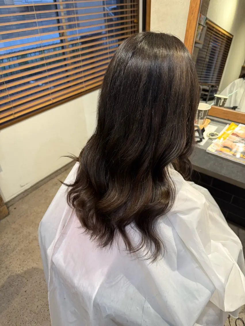 カラー ブラウンカラー 明 (めい)のヘアスタイル
