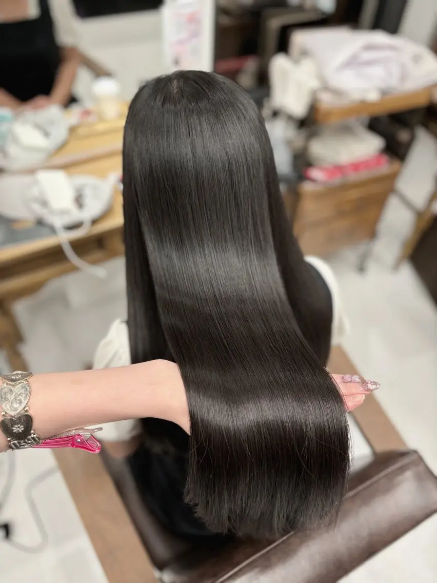 セミロング 🖤ハイトーンカラ ー🖤/ここなのヘアスタイル