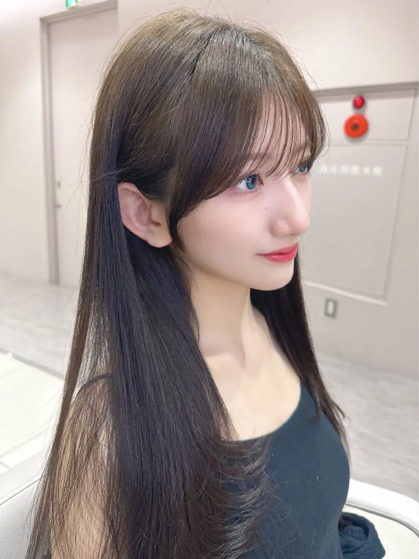 ロング カラー カット ヘアカラー トリートメント ヘッドスパ ヘアセット 韓国ヘア/レイヤー/ 顔まわり/りょーとのヘアスタイル