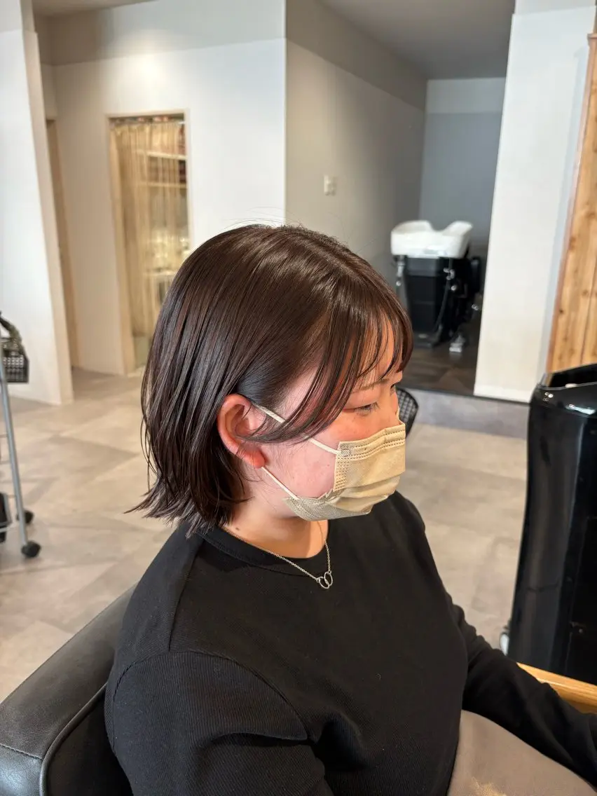 ショート ボブ くびれヘア 顔周りカット 栗原 歩美のヘアスタイル