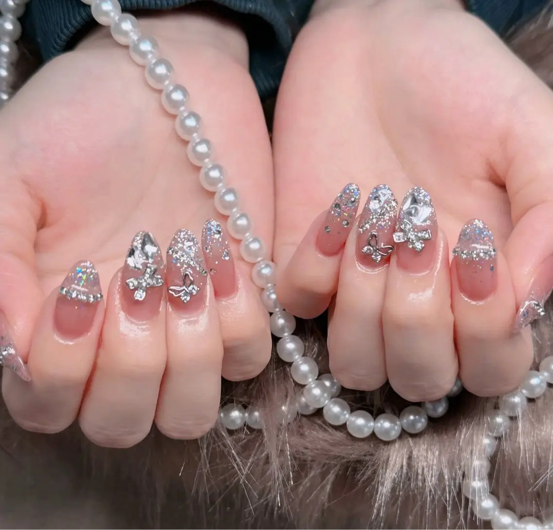 ネイル オーロラネイル フレンチネイル ジェルネイル ハロウィン キラキラネイル ハンドネイル H.baby Nail Salonのネイルデザイン