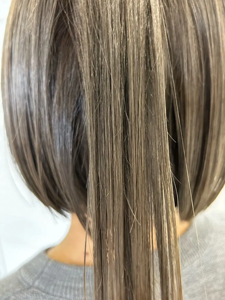 ショート カラー グレージュ 池田 翔元のヘアスタイル