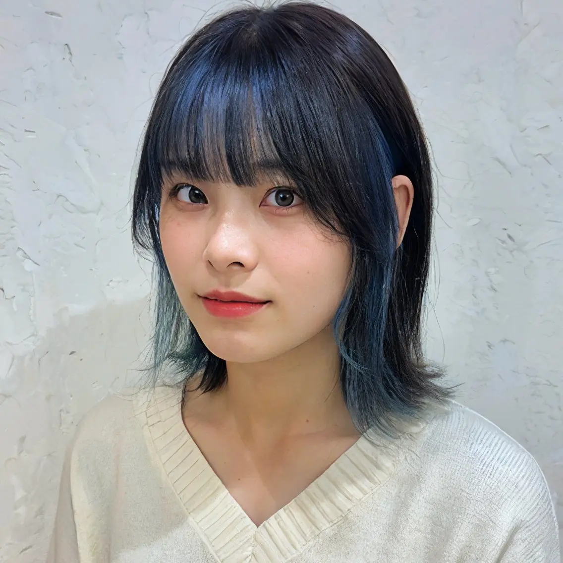 ミディアム カラー ブリーチ ブルーカラー ケアブリーチ デザインカラー インナーカラー カット ヘアカラー トリートメント インナーカラー/レイ ヤーカット♡/マキシのヘアスタイル