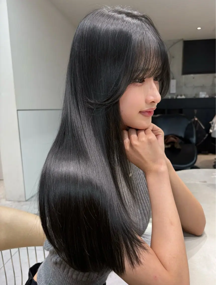 ロング 縮毛矯正 トリートメント 福岡縮毛矯正✨️ ストレート 向井和輝のヘアスタイル