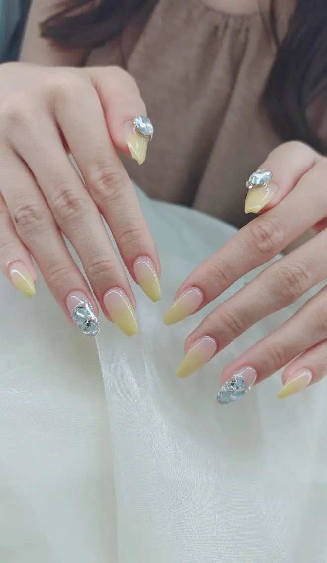 ネイル べっ甲ネイル チークネイル フレンチネイル 韓国ネイル ニュアンスネイル ♡Sherry  Nail♡のネイルデザイン