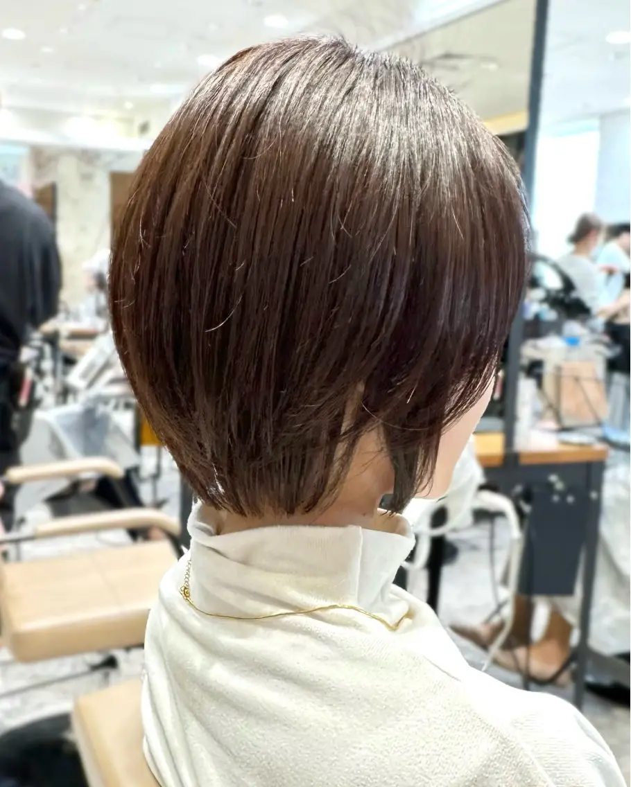 ショート カラー カット ヘアカラー トリートメント 💍新宿ショート 💍岩田莉奈のヘアスタイル