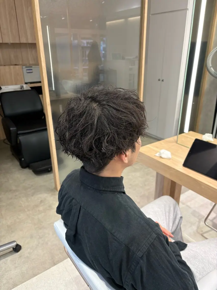 パーマ メンズ 縮毛矯正& 透明感カラー✨レオのヘアスタイル
