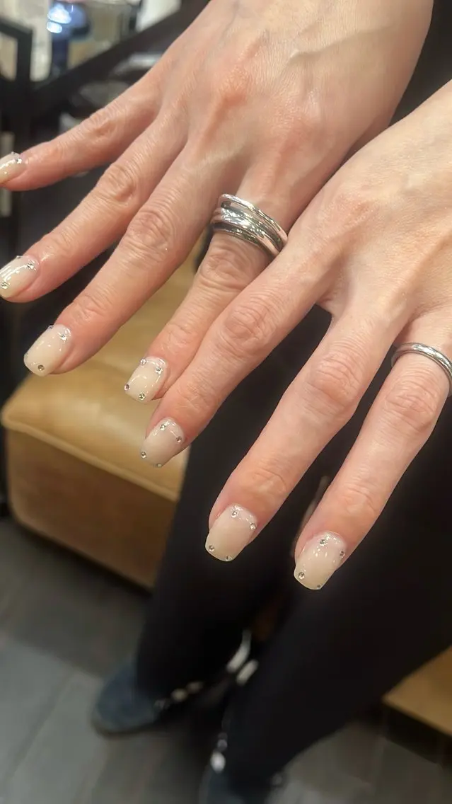 ネイル ニュアンスネイル シンプルネイル SAKU nail 作島茜のネイルデザイン
