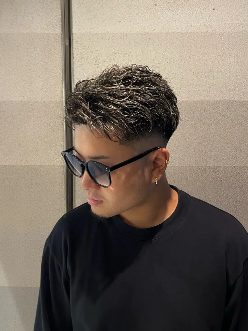 ショート カラー パーマ メンズ カット ヘアカラー パーマ 【再現性120%】 🔥龍也リュウヤ🔥のヘアスタイル