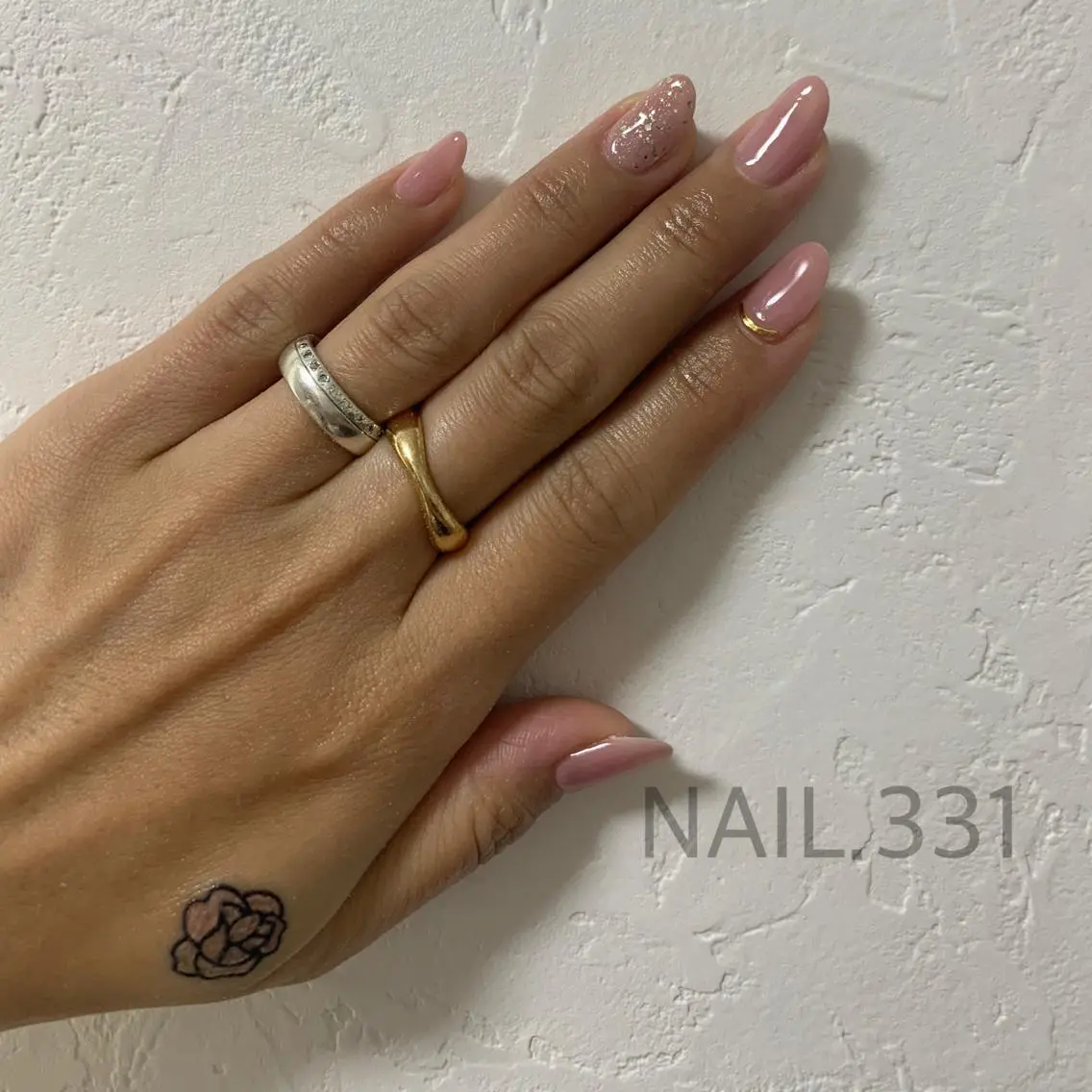 ネイル フラッシュネイル マグネットネイル ワンカラーネイル 春ネイル Nail 331のネイルデザイン