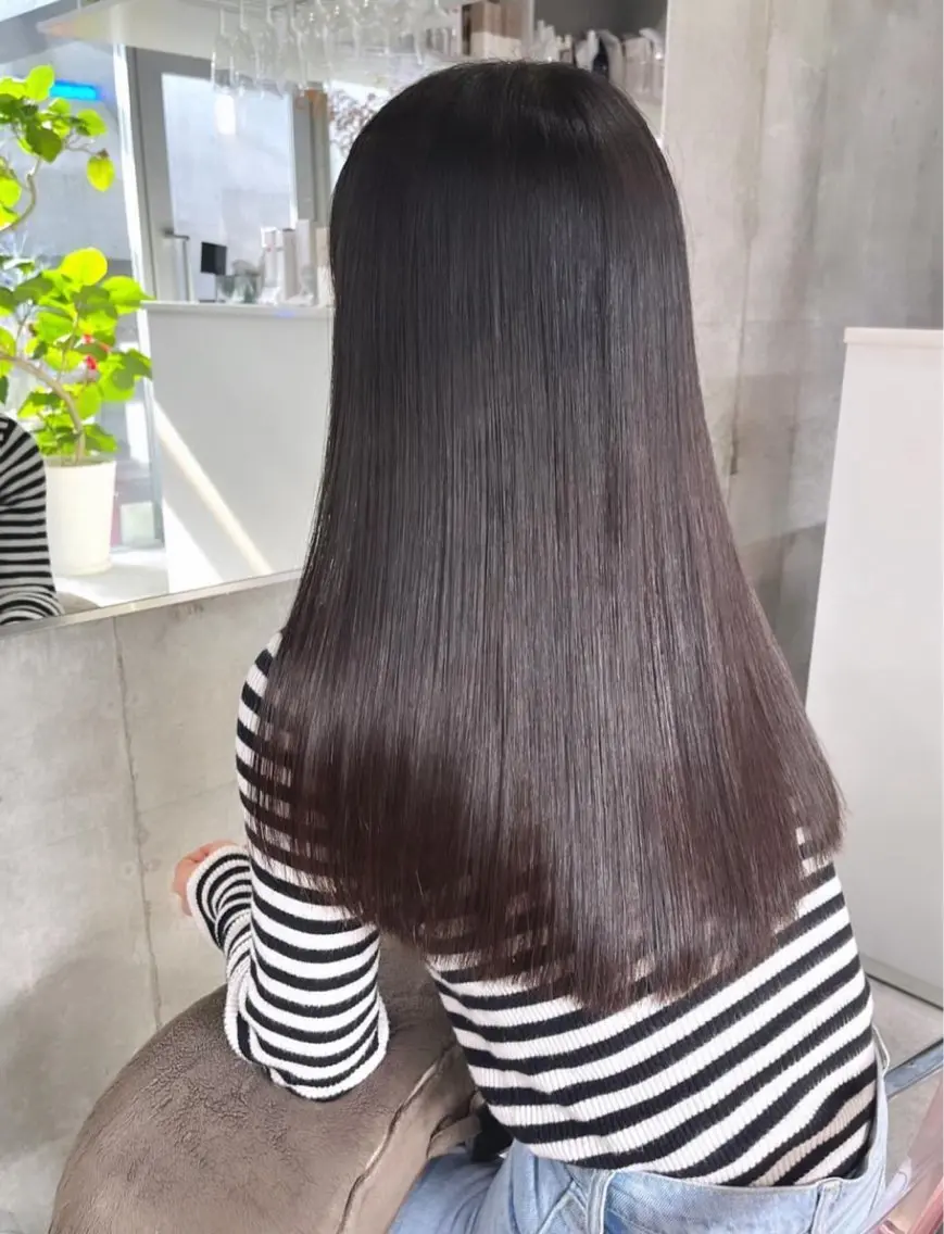 ロング 髪質改善 トリートメント 山﨑 真里菜のヘアスタイル