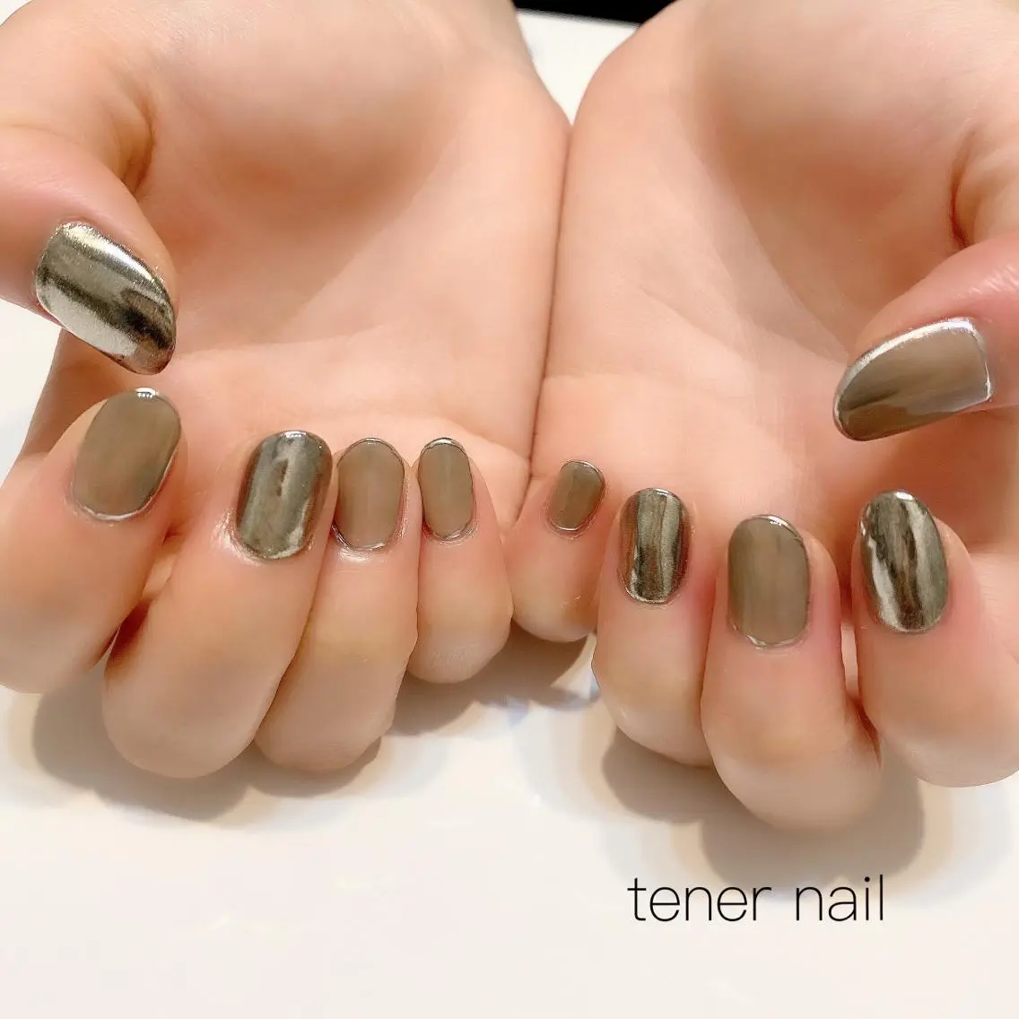 ネイル ミラーネイル ニュアンスネイル テネルネイル tener nailのネイルデザイン