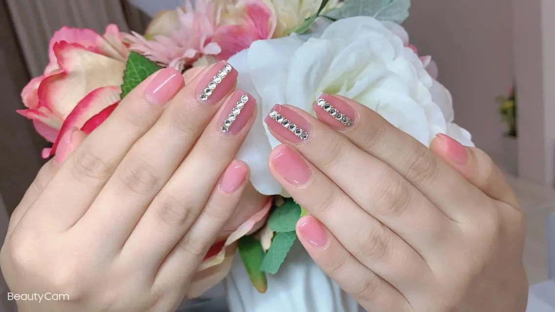 ネイル ジェルネイル ハードジェル キラキラネイル ロングネイル ニュアンスネイル Lilas Nailのネイルデザイン
