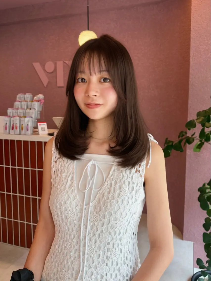 セミロング 髪質改善 韓国風ヘア レイヤーカット トリートメント 透明感カラー♡ 原宿美容室¦Rinaのヘアスタイル