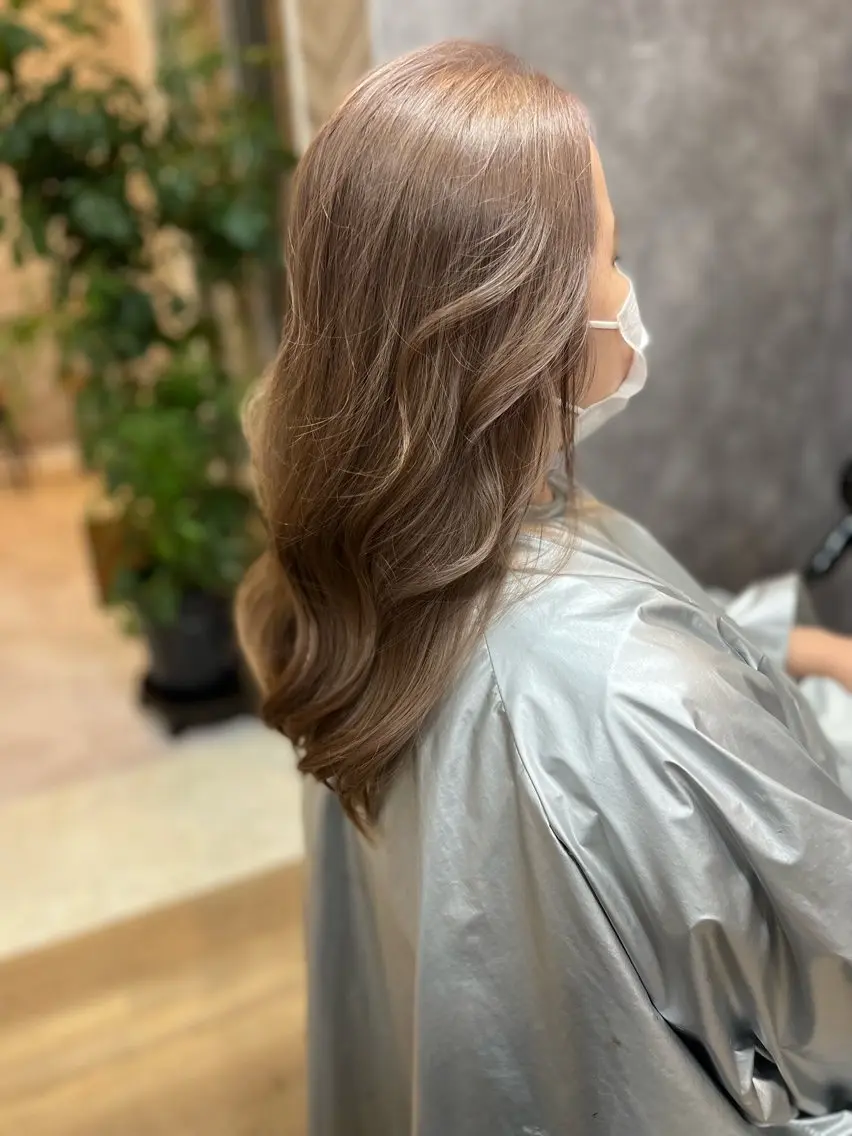 セミロング カット ヘアカラー 竹原 徹のヘアスタイル