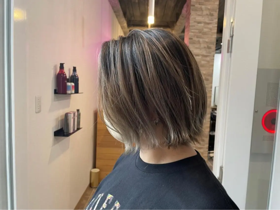 ショート カラー ヘアカラー&縮毛矯正 STAR☆RIVERのヘアスタイル