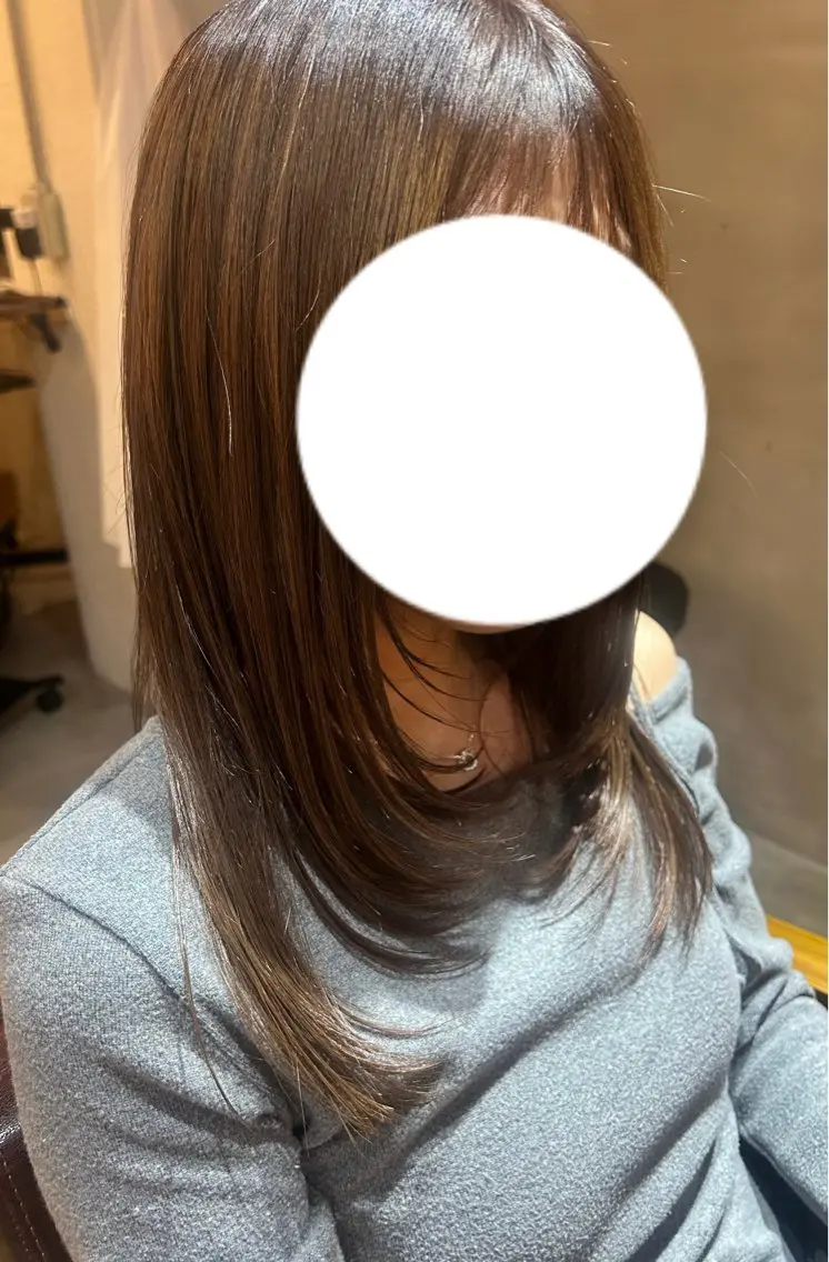 セミロング 顔まわりレイヤー 顔周りカット レイヤーカット カット 高良 日奈子のヘアスタイル