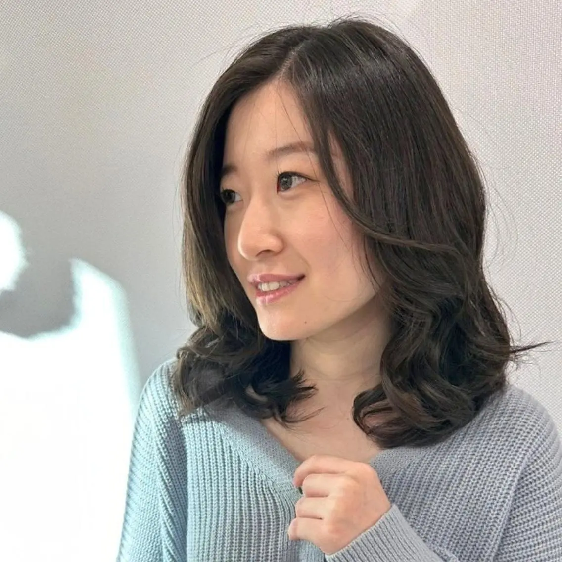ミディアム パーマ 小顔カット ❇️安達 優心❇️ レイヤー/艶髪特化のヘアスタイル