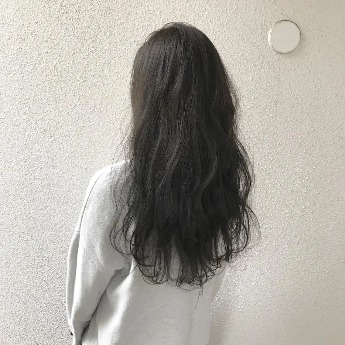 ロング カラー 黒髪 ブルーカラー ブルーブラック インナーカラー/天神 ブリーチ/吉田のヘアスタイル